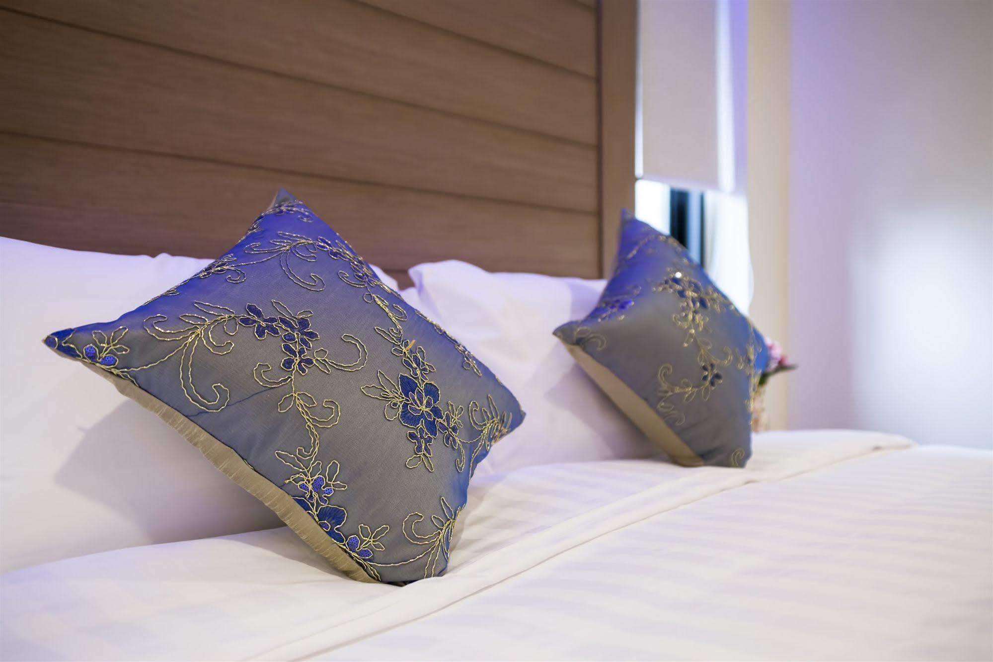 Eleven Avenue Suites Bangkok Exteriér fotografie