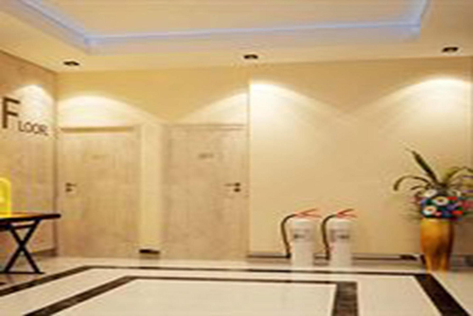 Eleven Avenue Suites Bangkok Exteriér fotografie