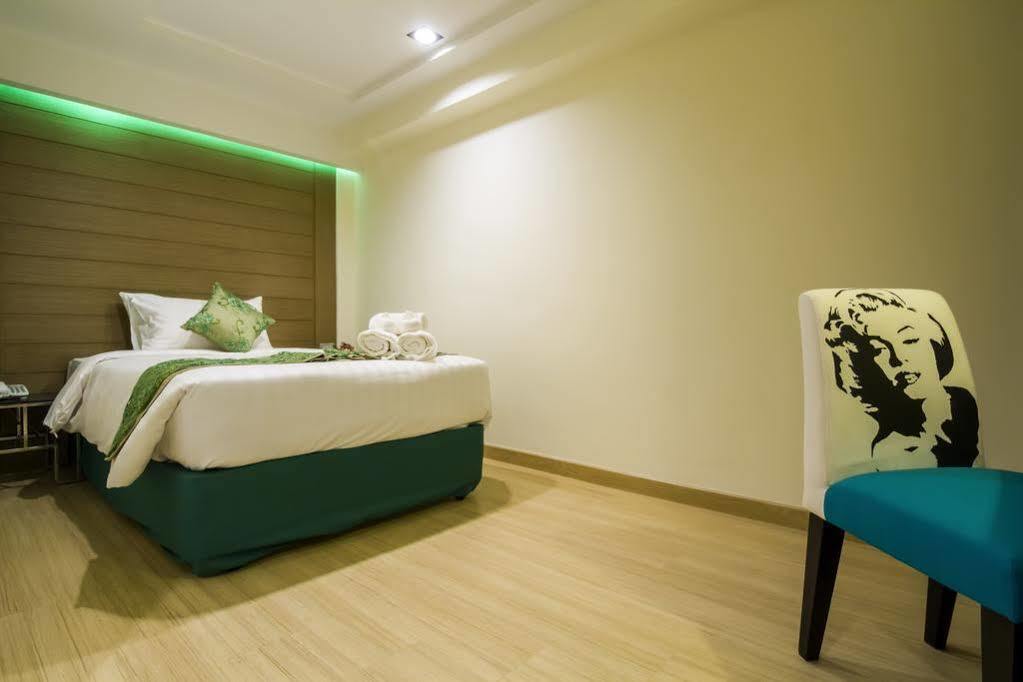 Eleven Avenue Suites Bangkok Exteriér fotografie